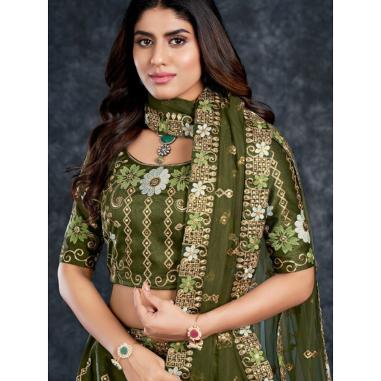 Embroidery Exclusive Bridal Wear Fancy Silk Lehenga Choli Readymade